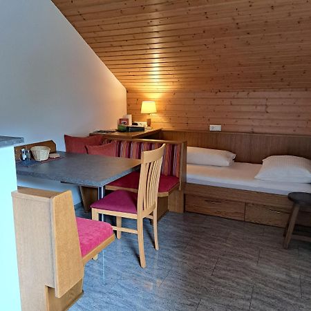Haus Guggenberger Hotel Liesing Ngoại thất bức ảnh